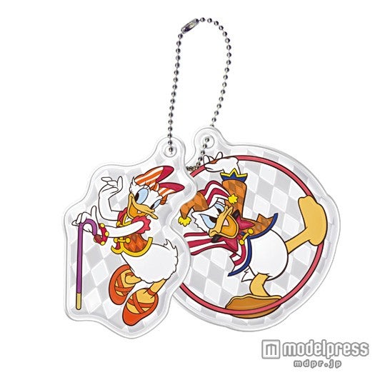 K賞 リフレクターチャーム（ドナルド＆デイジー）／（C）Disney