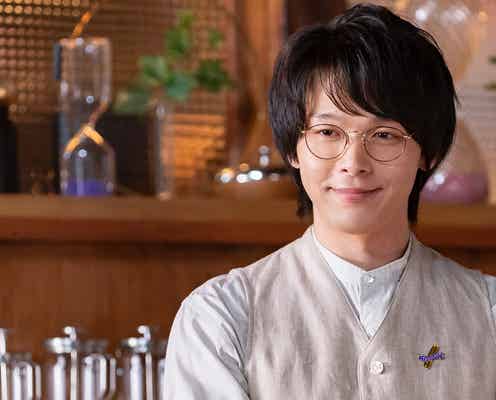 中村倫也、癒し力抜群“カフェのマスター”に 撮影中のお気に入りの過ごし方明かす