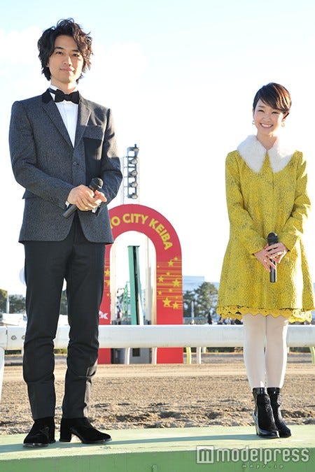 斎藤工、剛力彩芽(C)モデルプレス