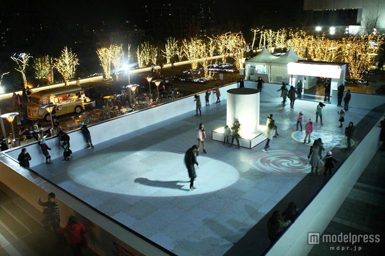 東京スカイツリーに初の本格スケートリンクがオープン