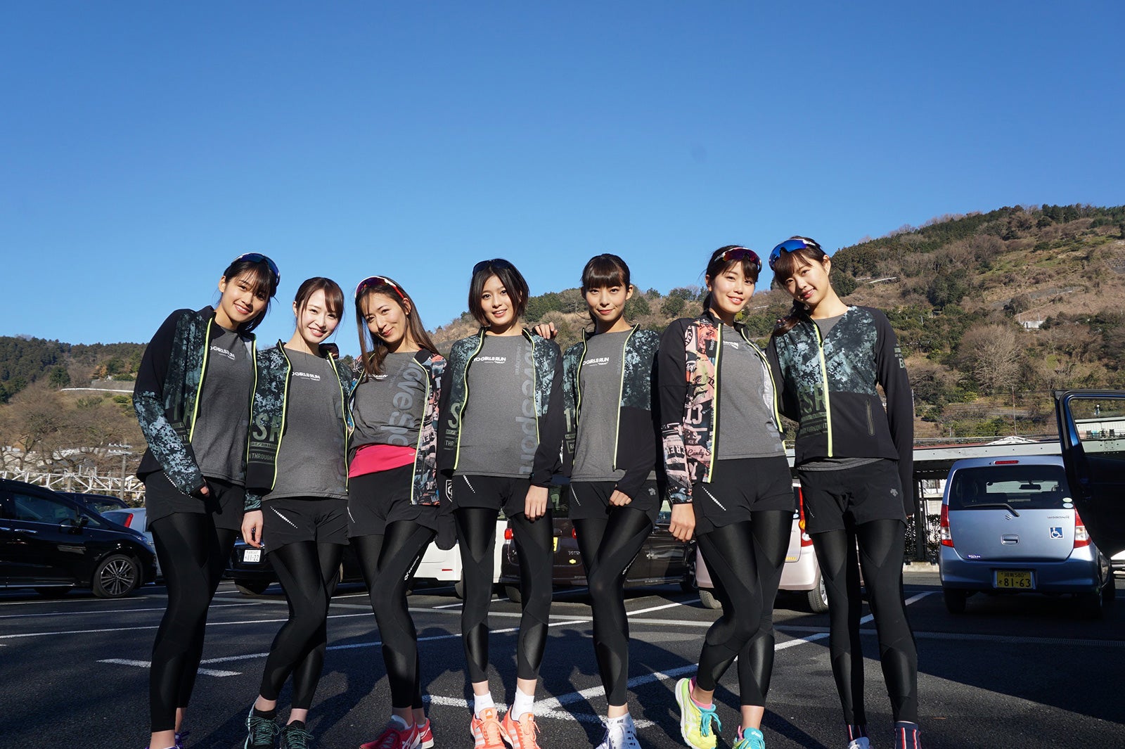 （左から）川口優菜、梅本静香、宮河マヤ、寺本愛美、永田レイナ、稲村亜美、熊江琉唯