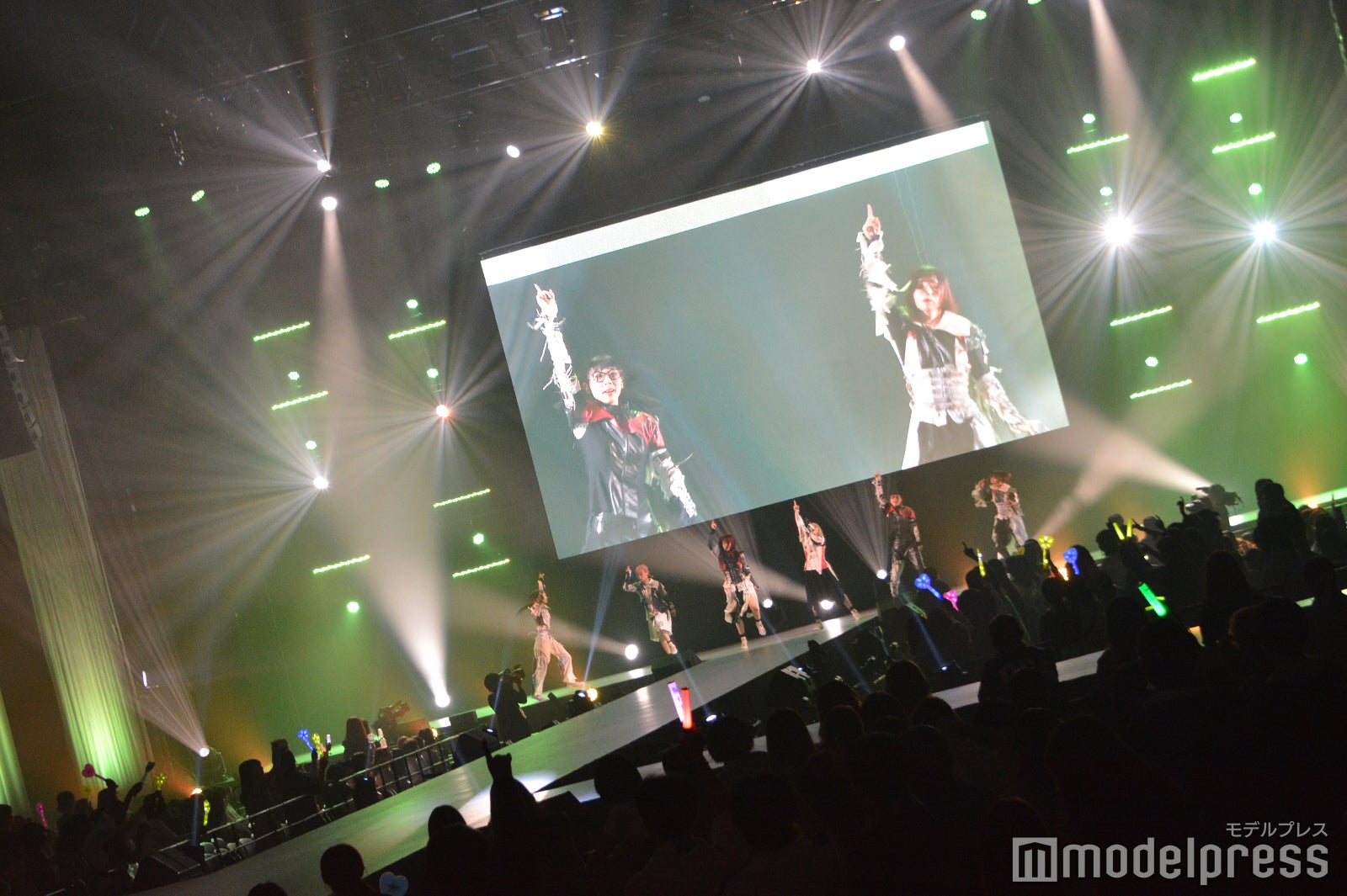 BiSH（C）モデルプレス