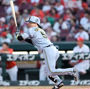 阪神・近本 大敗の中に光 15試合連続安打 8月打率・308と好調キープ