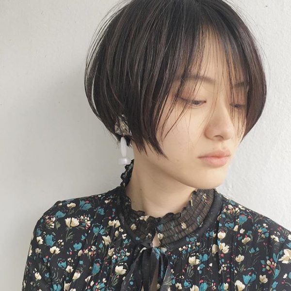 丸みのあるショートボブが大人可愛い 30代 40代におすすめのスタイルは モデルプレス 丸みのあるショートボブが大人可愛い 30代 40代におすすめのスタイルは モデルプレス