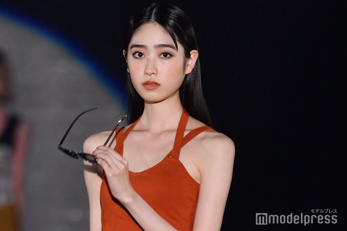 高橋ひかる (C)モデルプレス