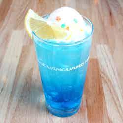 プラネットドリンク580円/画像提供:ヴィレッジヴァンガードコーポレーション