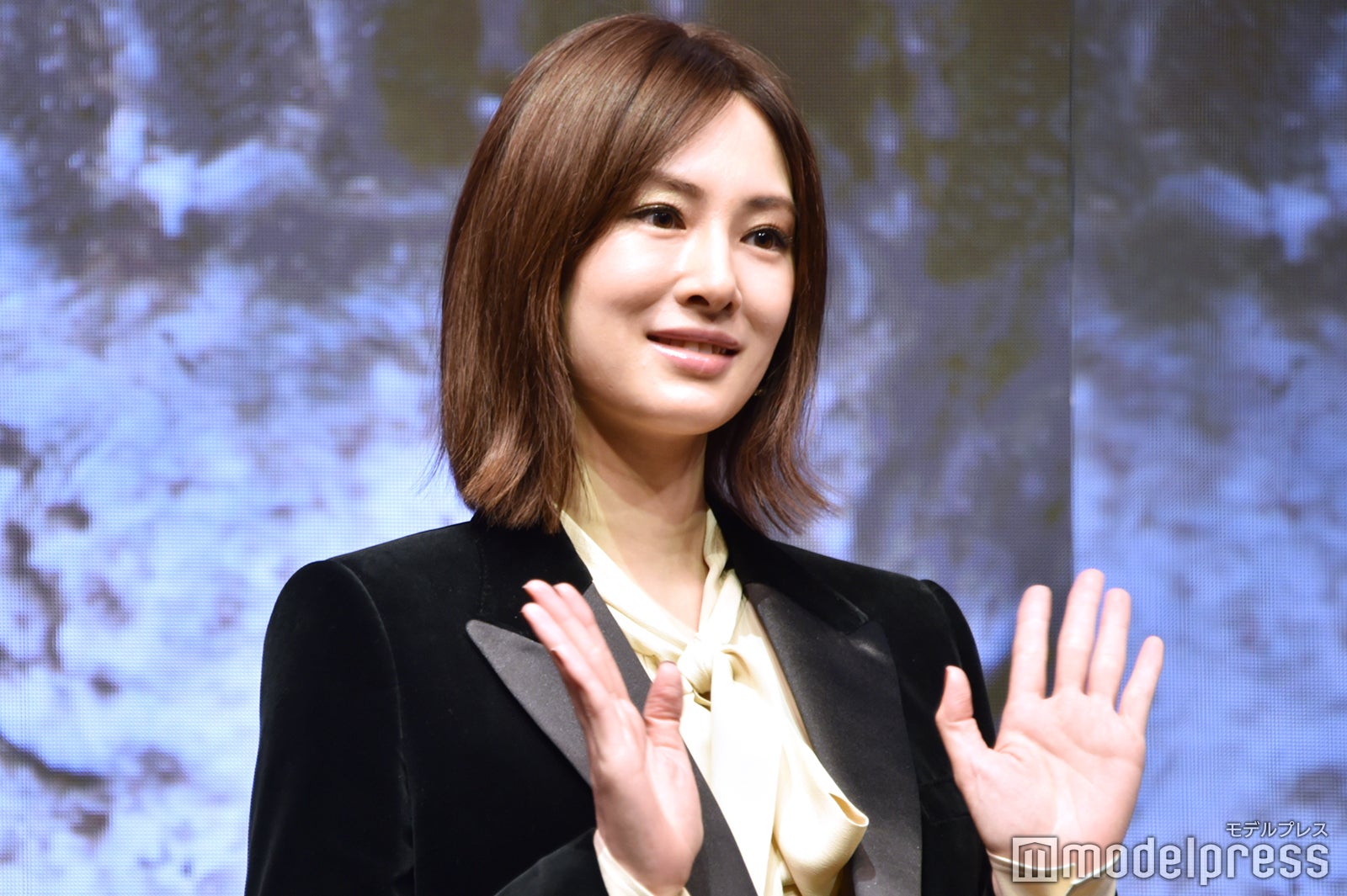 北川景子 産後ダイエットの苦労明かす 腹筋毎日何百回やったかわからない モデルプレス