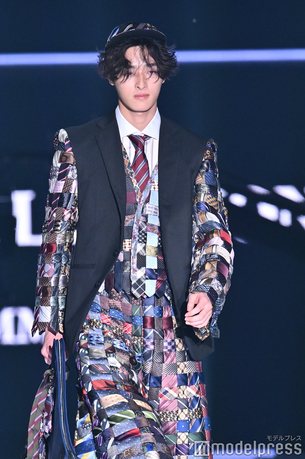 （C）モデルプレス