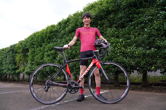 自転車 ロードレーサー 年収