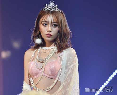 「nuts」れいぽよ、スラリ美脚&圧巻ボディで魅了 “姫ルック”ランジェリーが眩しい<TGC teen 2022 Osaka>
