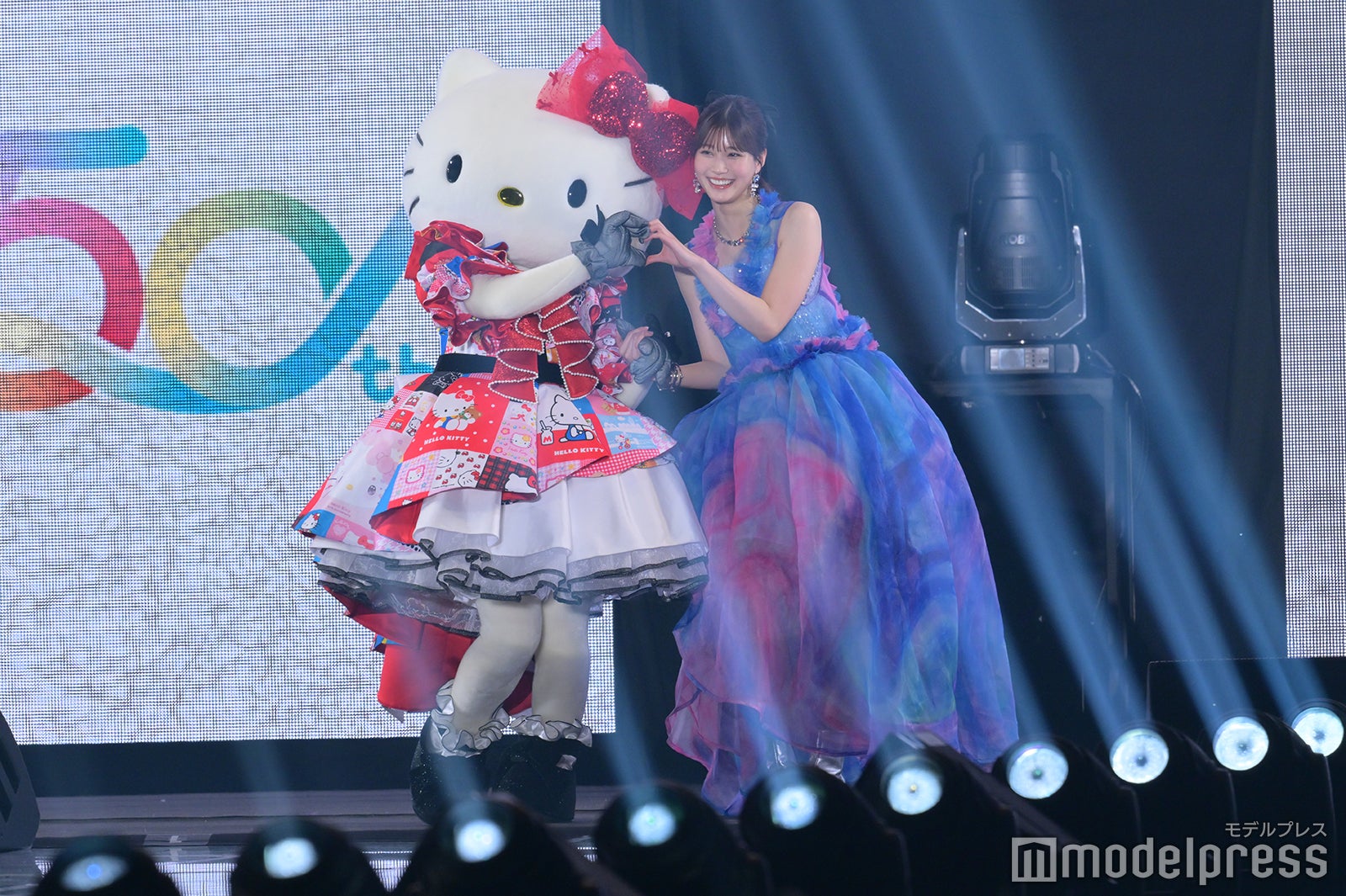 キティ、生見愛瑠（C）モデルプレス