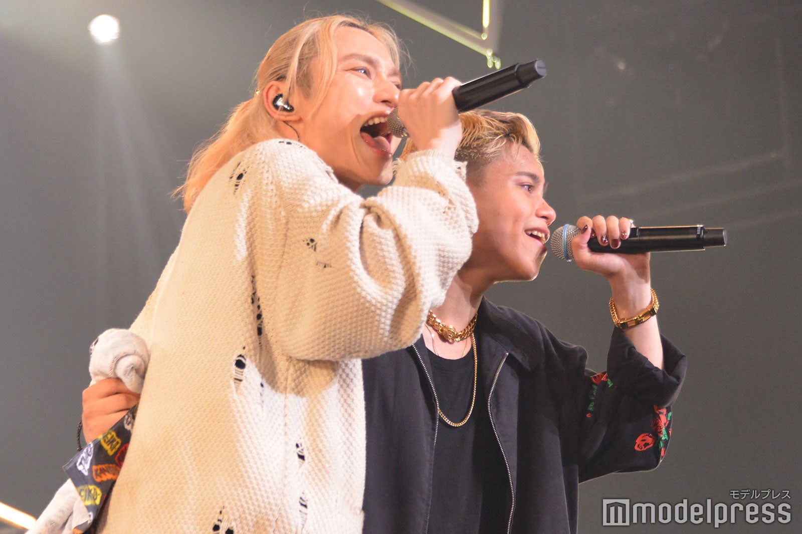 SKY-HI、REIKO（C）モデルプレス