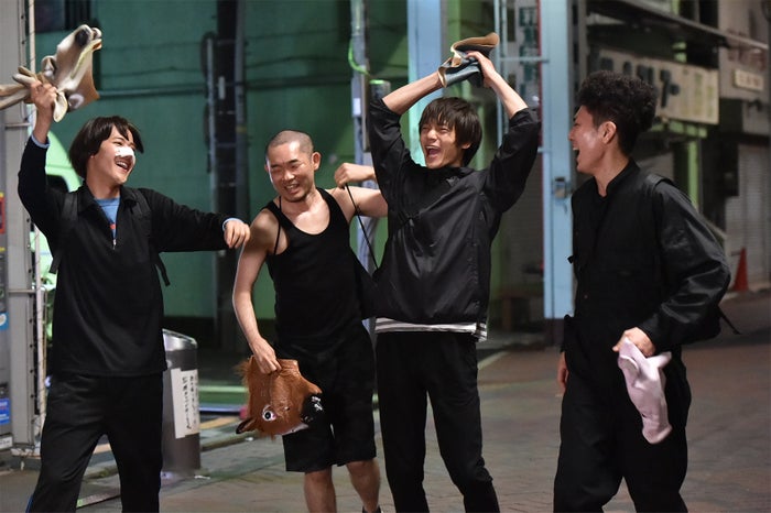 窪田正孝主演 僕たちがやりました の見どころは 撮影時の様子も明らかに モデルプレス 窪田正孝主演 僕たちがやりました の見どころは 撮影時の様子も明らかに モデルプレス