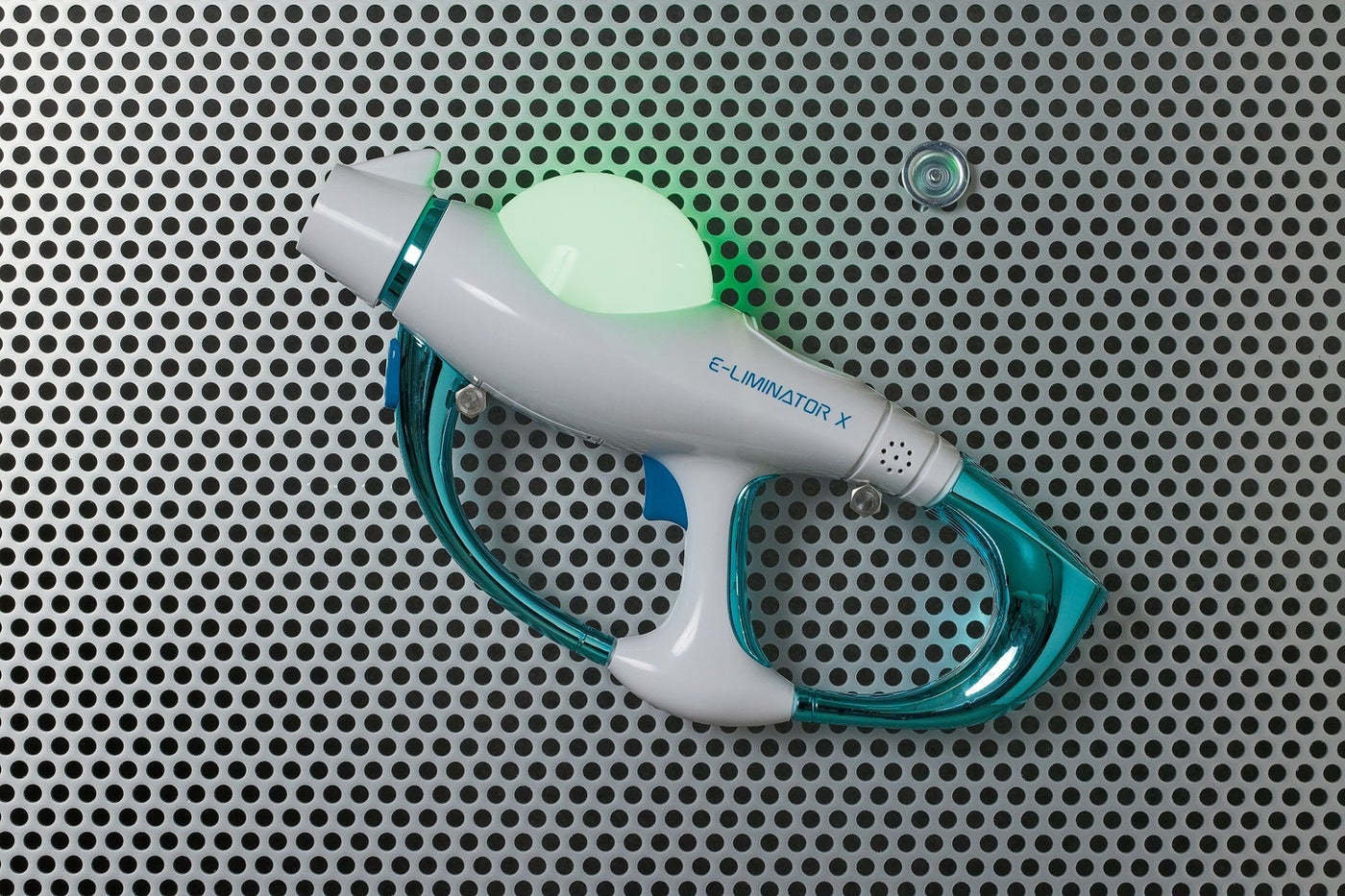 ブラスターガン／画像提供:ユニバーサル・スタジオ・ジャパン