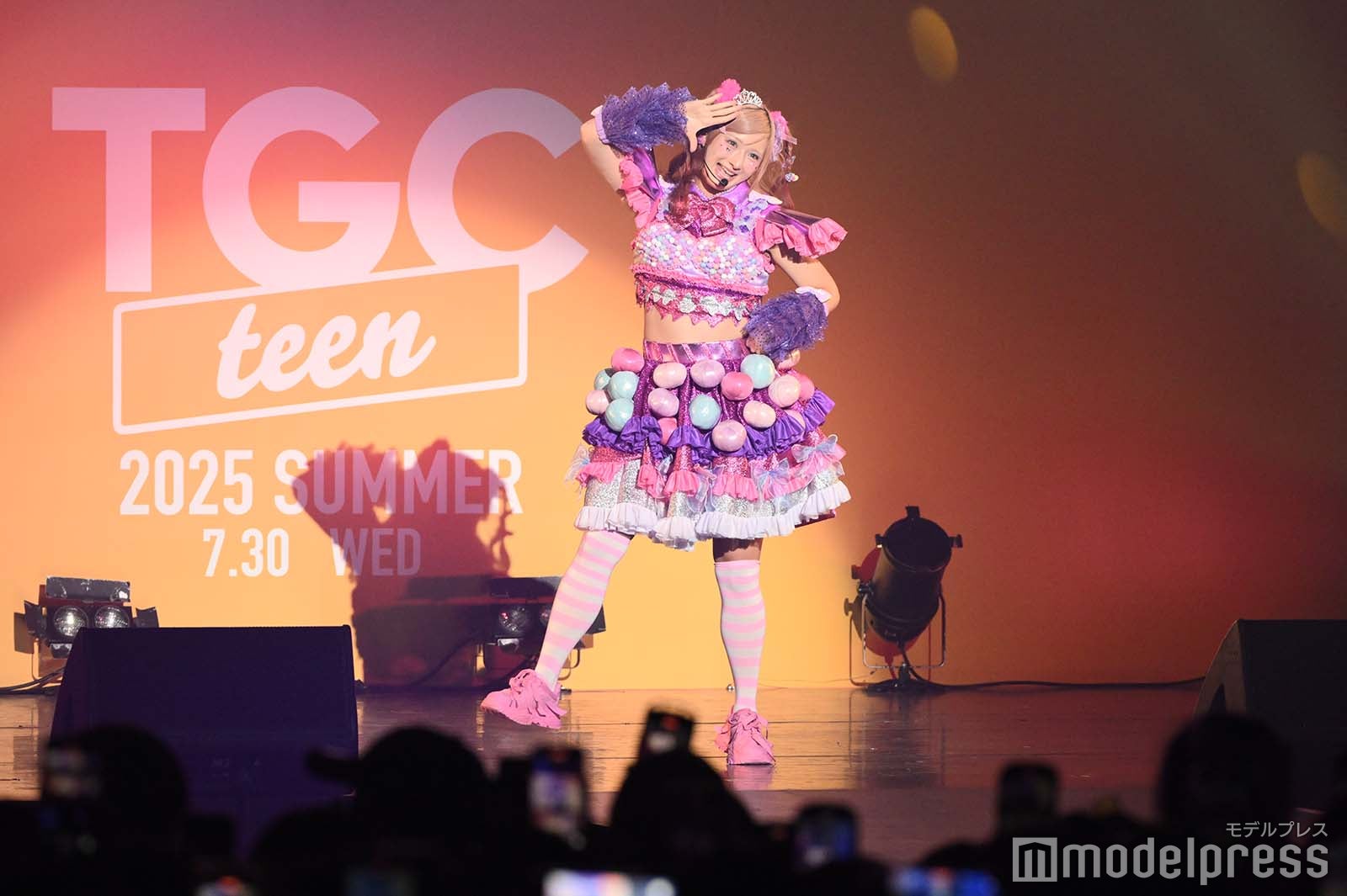 しなこ（C）モデルプレス