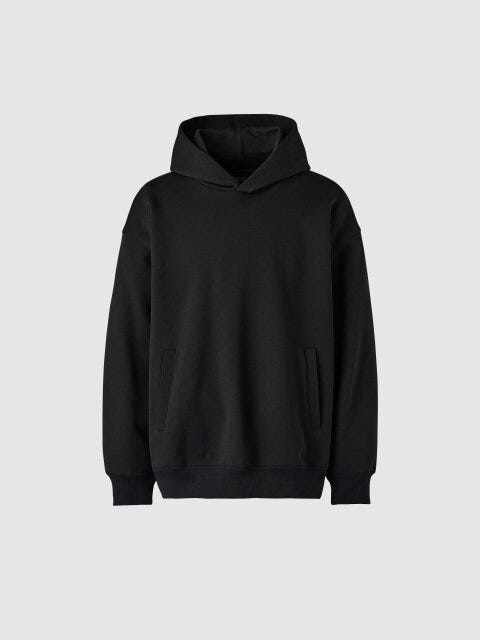 2025冬大人女性おすすめ黒スウェットオーバーサイズプルパーカ