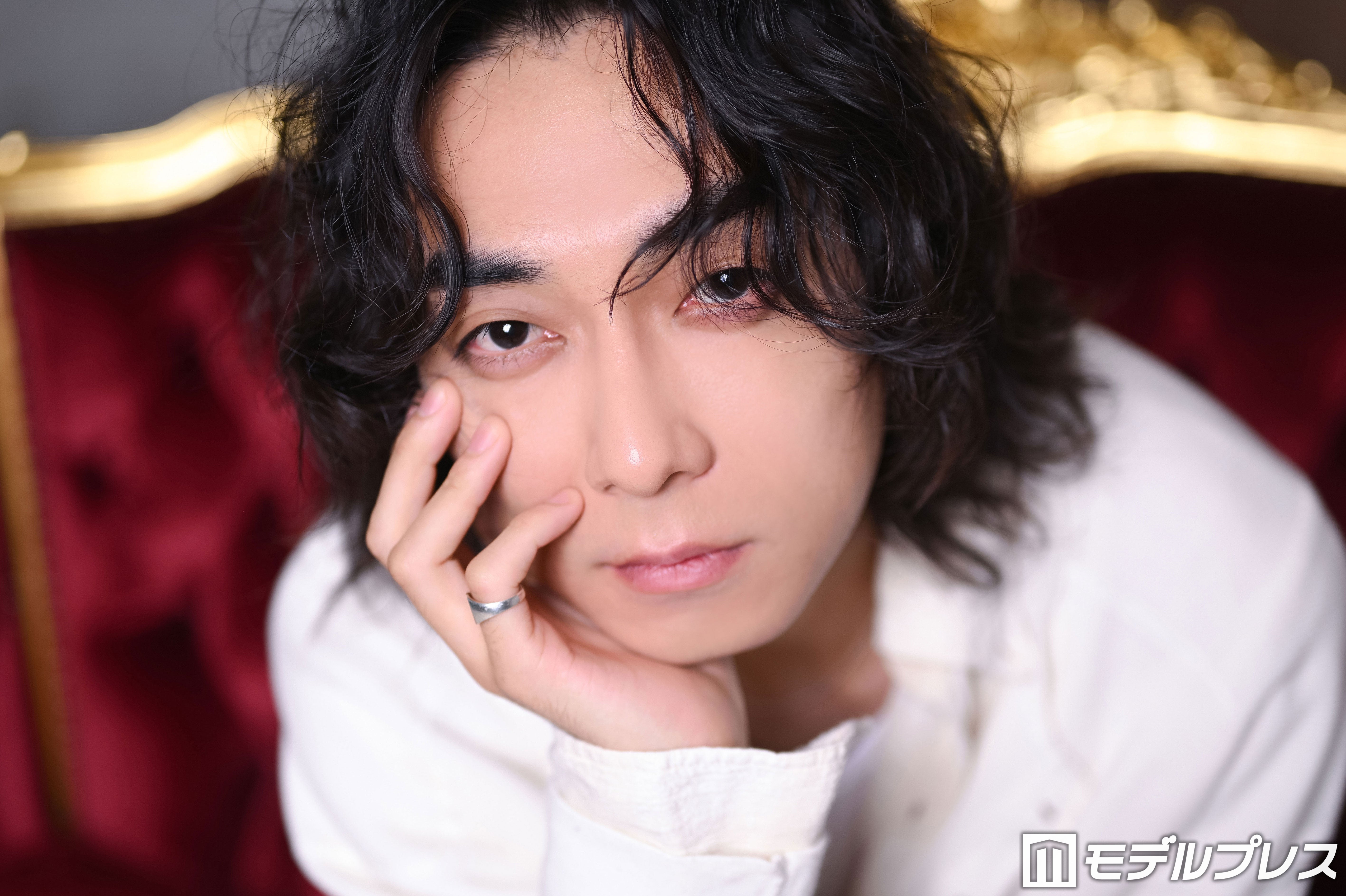 【渋谷謙人「スモブル」インタビュー前編】BL相手役・武田航平に励まされた言葉「自信に変わっていって」アドリブシーン秘話も