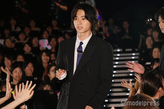 山崎賢人 (C)モデルプレス