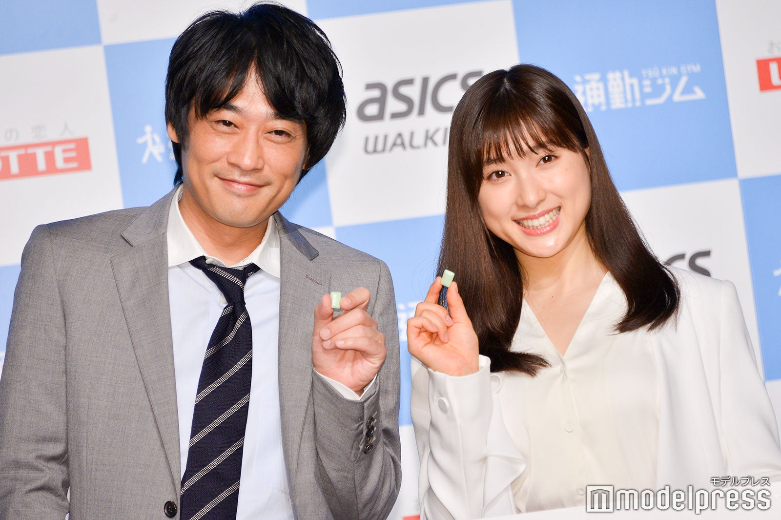 村上健志、土屋太鳳 （C）モデルプレス