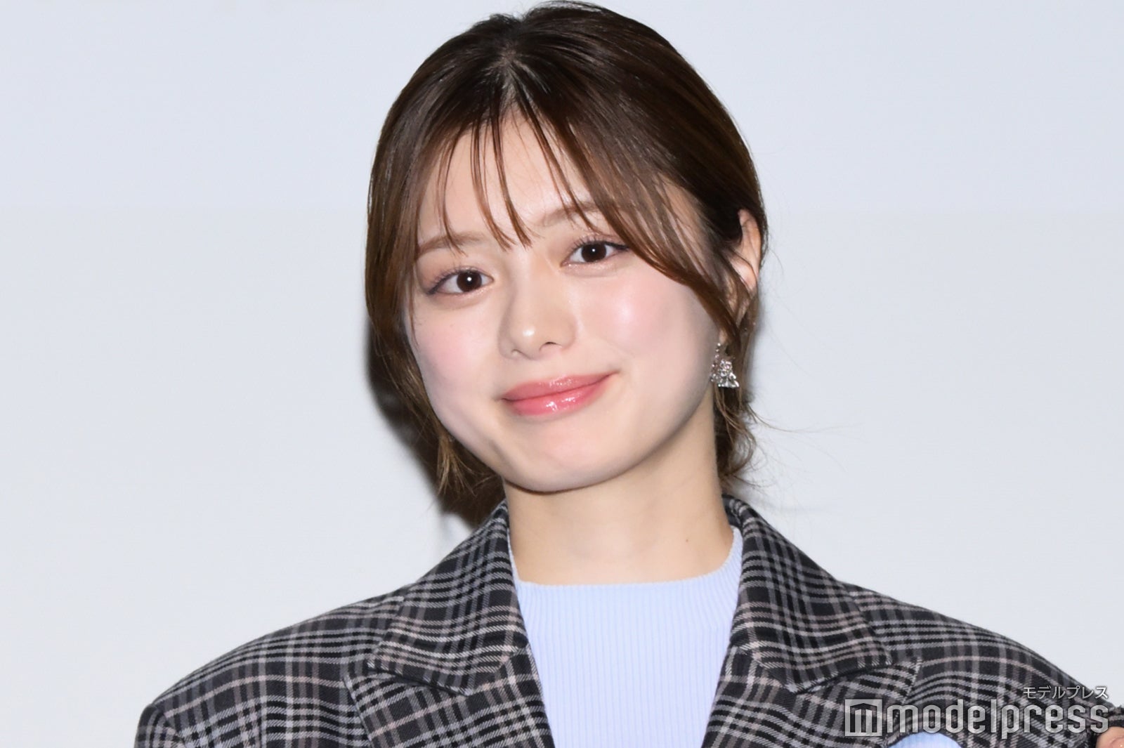 紺野彩夏（C）モデルプレス