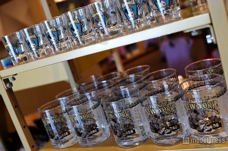 グラスは2種類　ショットグラスは￥500