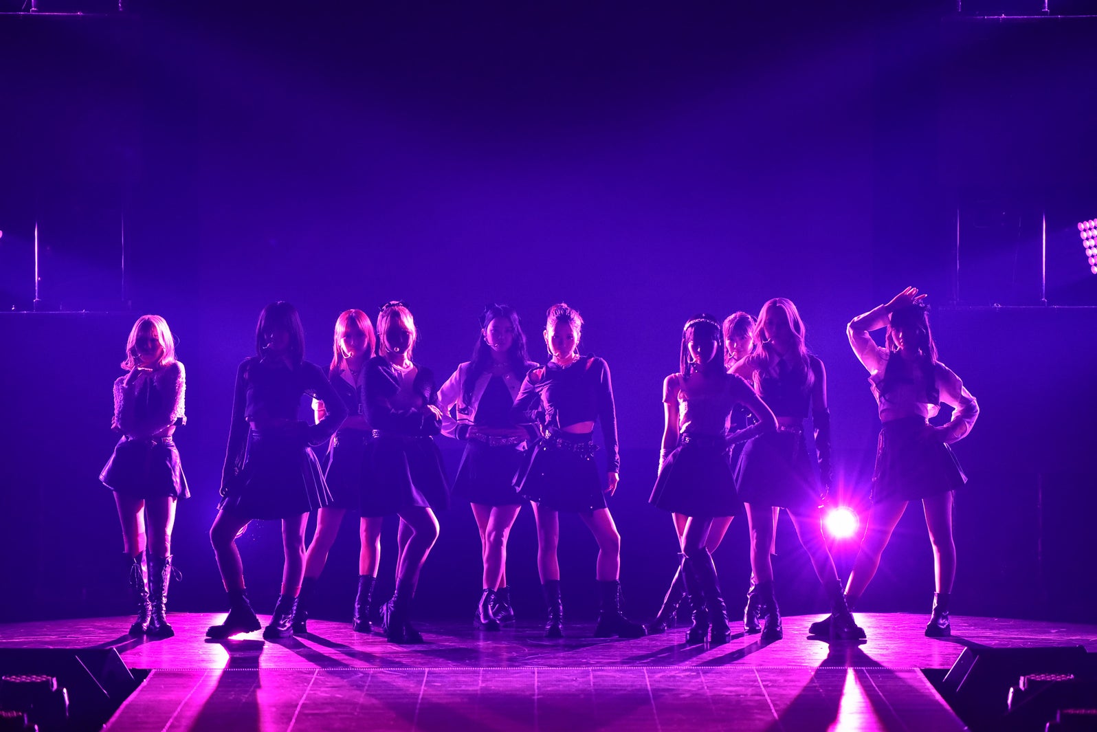 ME:I（C）Rakuten GirlsAward 2024 SPRING／SUMMER