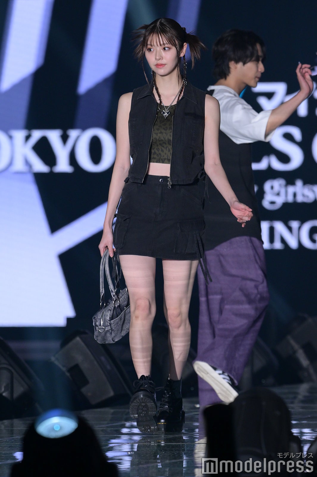 （C）モデルプレス