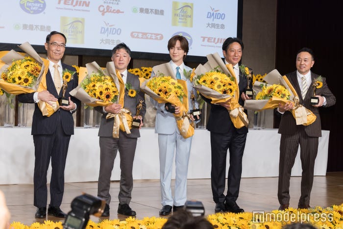 DAIGO、原晋監督ら(C)モデルプレス