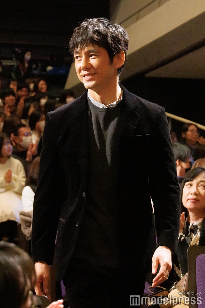 客席を通って登場した西島秀俊(C)モデルプレス