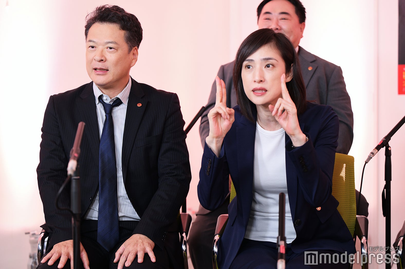 田中哲司、天海祐希（C）モデルプレス