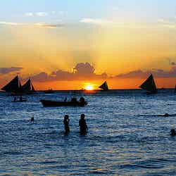 ボラカイ島／sunset at boracay by John Valentine II