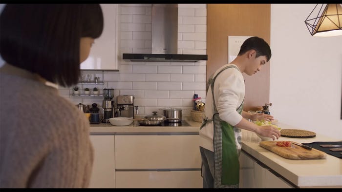 ウォン・ジナ、ド・ギョンス(C)2025 SOLAIRE PARTNERS LLC & HIVE MEDIA CORP ALL RIGHTS RESERVED