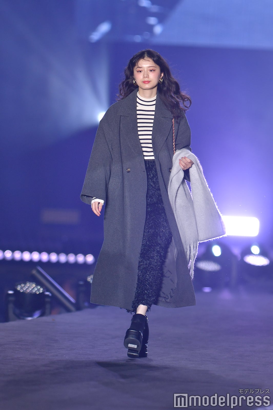 紺野彩夏（C）モデルプレス