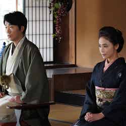 高橋努、山口紗弥加 （C）2023映画『わたしの幸せな結婚』製作委員会