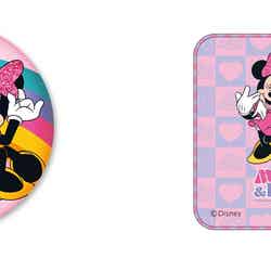 ぷにぷに缶ミラー税込1,320円、ミニタオル税込1,430円(C)Disney