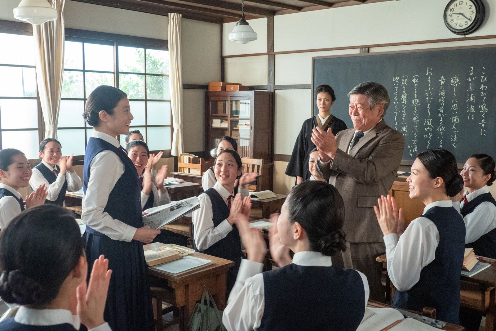 今田美桜ら「あんぱん」第30話（C）NHK