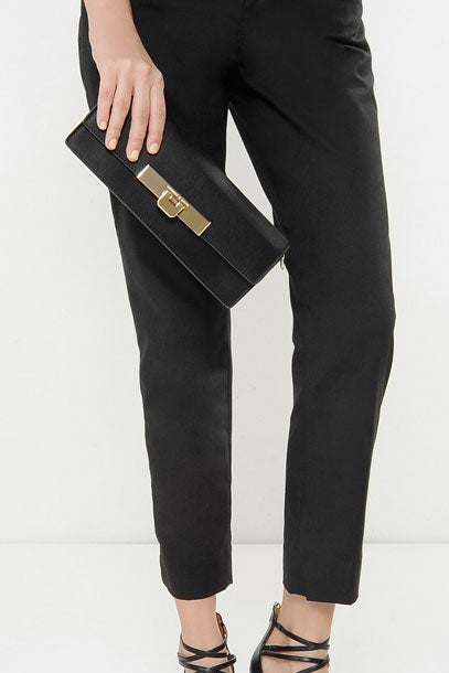 フロントフラップクロスボディバッグ「CHARLES & KEITH」5,216円（税込）／画像提供：CHARLES & KEITH