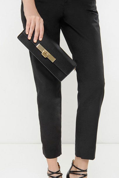 フロントフラップクロスボディバッグ「CHARLES & KEITH」5,216円(税込)/画像提供:CHARLES & KEITH