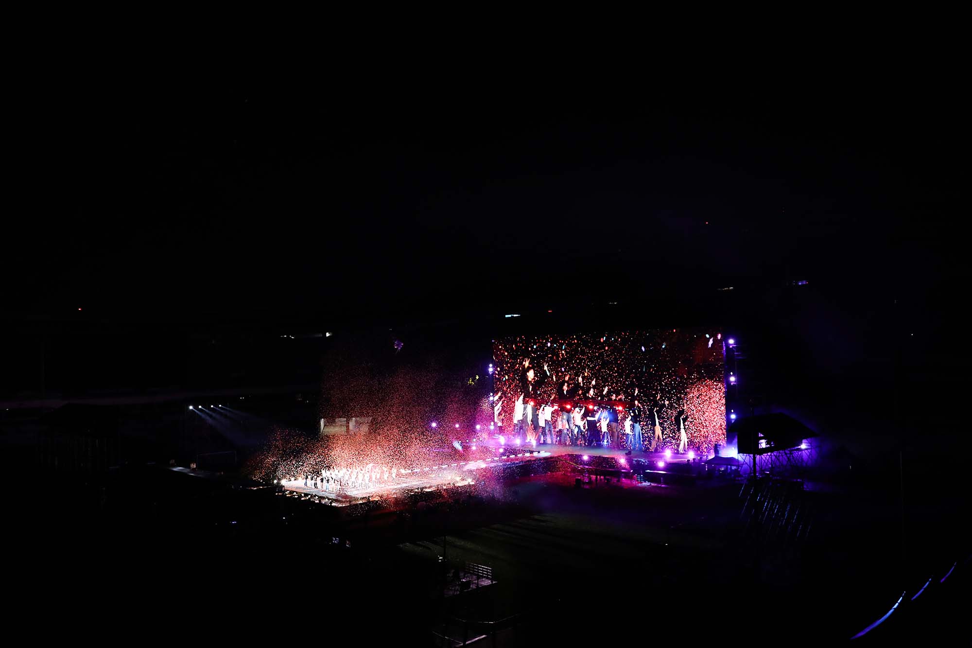 「BTS PERMISSION TO DANCE ON STAGE」（P）＆（C）BIGHIT MUSIC