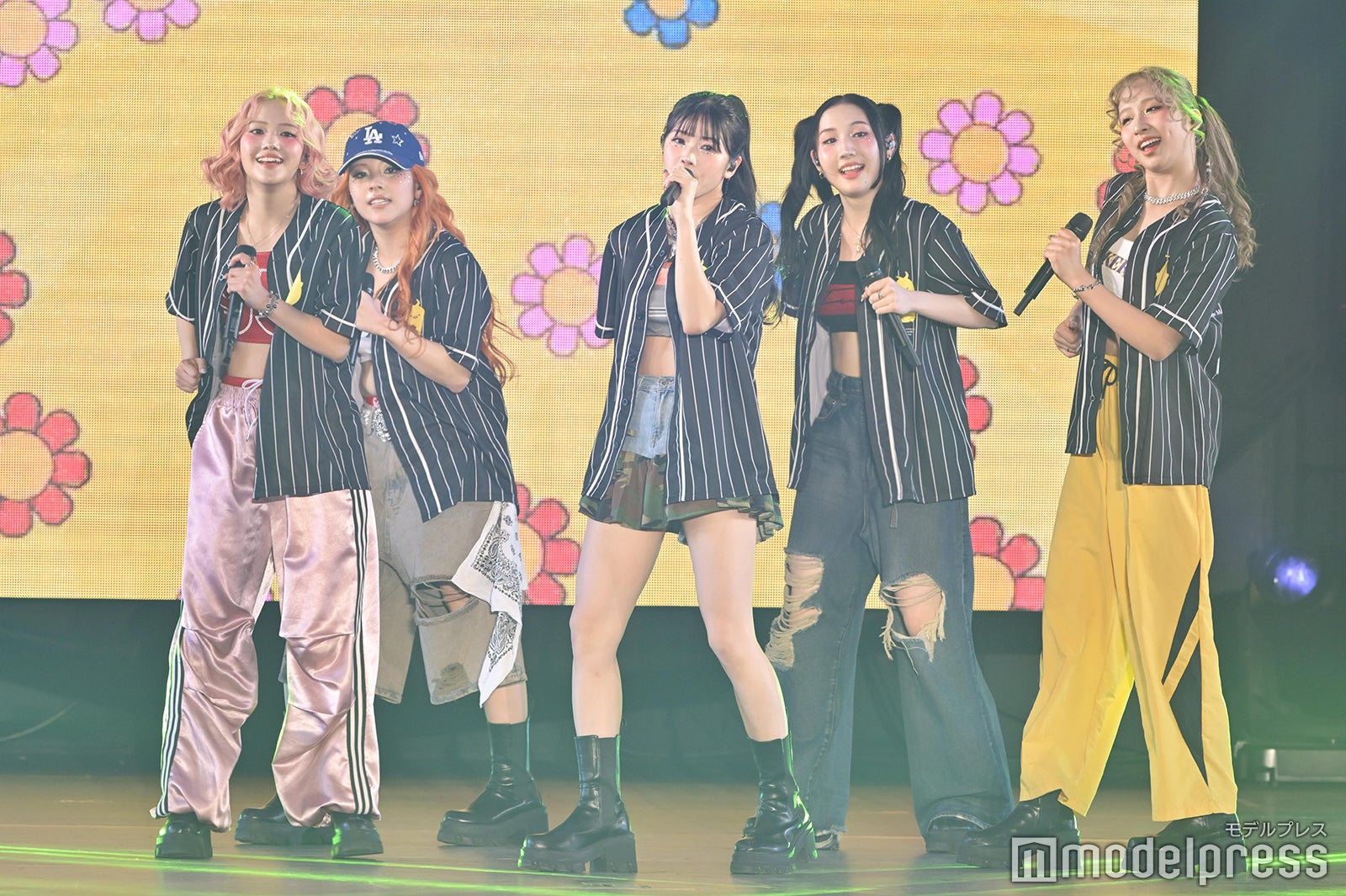 UN1CON（C）モデルプレス