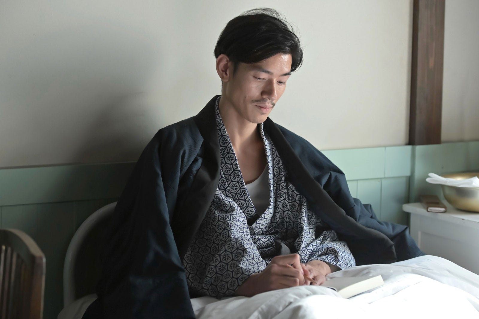 中島歩「あんぱん」（C）NHK