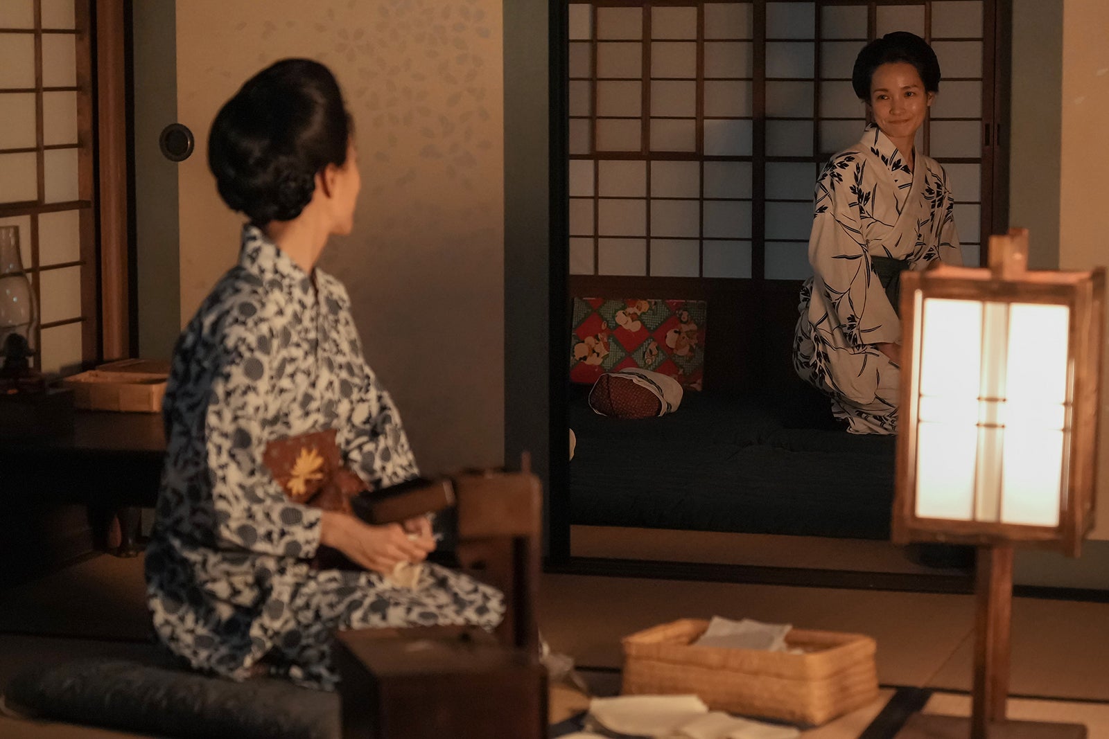 石橋静河、国仲涼子「ブラッサム」第16話（C）NHK