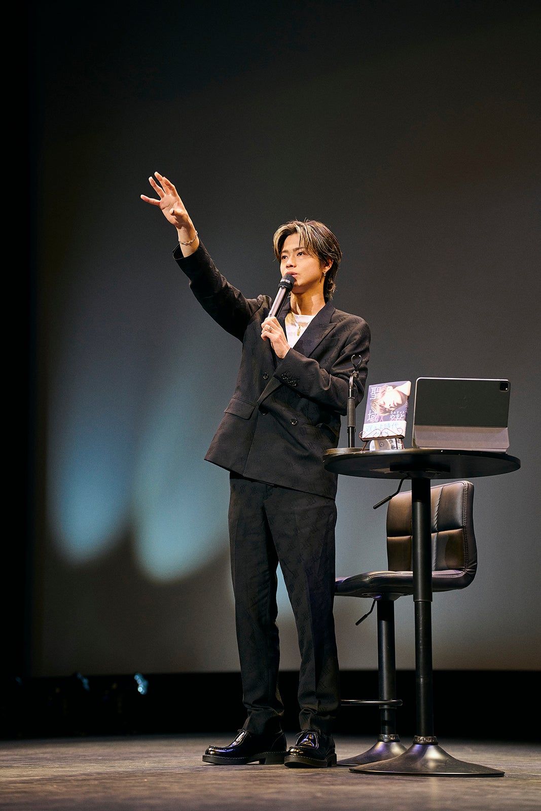 やまと／「聖域」講演会（C）飯岡拓也