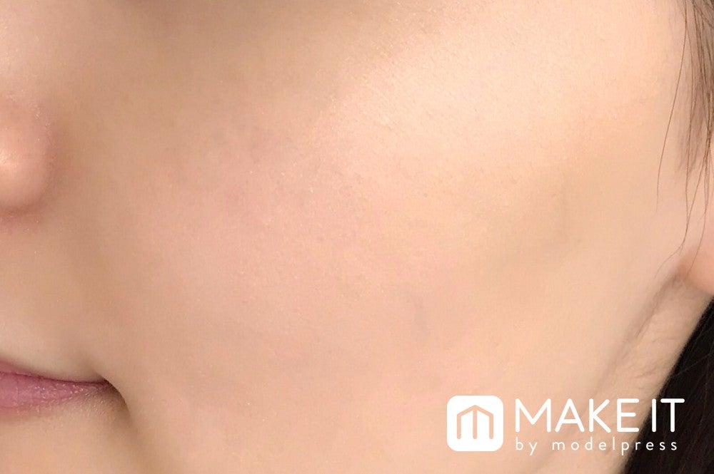 Dior／ディオールスキン ミネラル ヌード グロウ パウダー〈ワイルド アース〉／002 デューン ハート 使用 (C)メイクイット