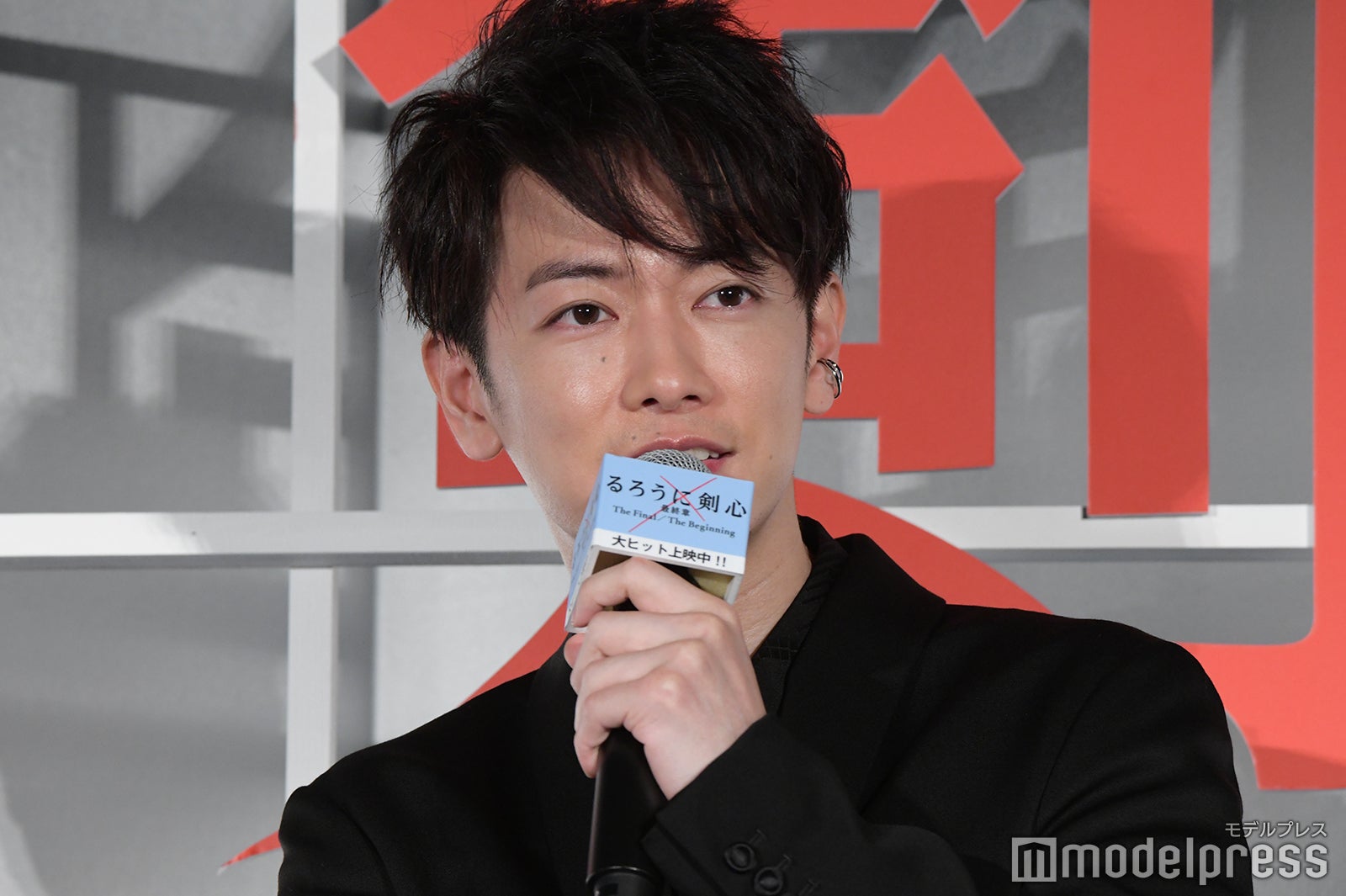 佐藤健、ワンオクTakaは「嫁1です」告白にTaka「1から転げ落ちないように頑張っていきたい」＜るろうに剣心＞