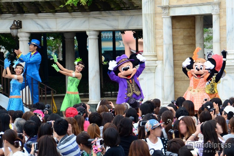 「ニューヨーク・ハロウィーン・フォリーズ」ミッキー、ミニー