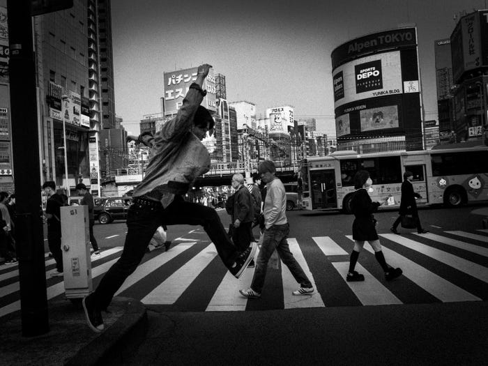 GENERATIONS「Footprints」アザーカット(C)水鈴社/Jiro Konami