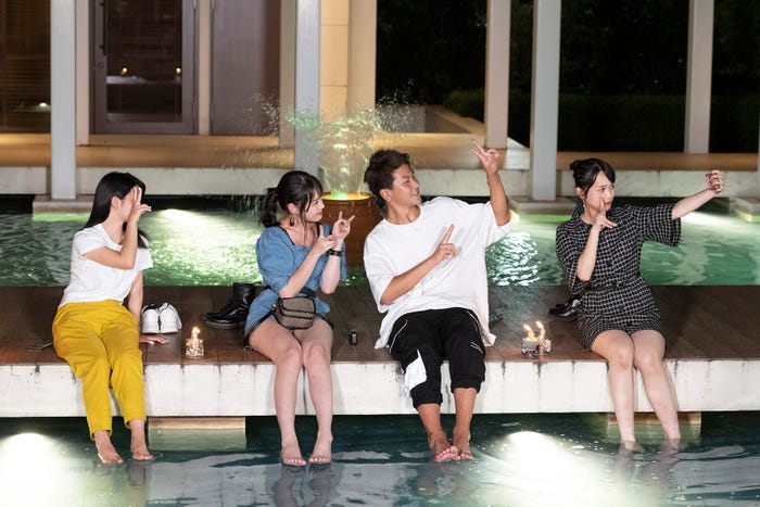 りの、れいあ、けいし、あやの「今日、好きになりました。-金木犀編-」第4話より(C)ABEMA