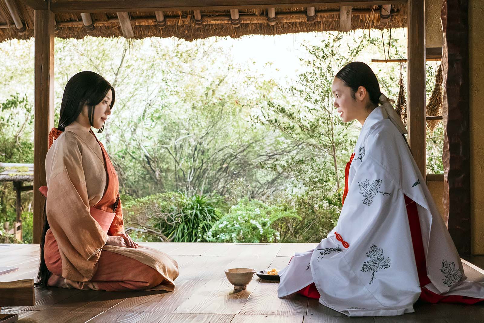 有村架純、古川琴音「どうする家康」第21話より（C）NHK