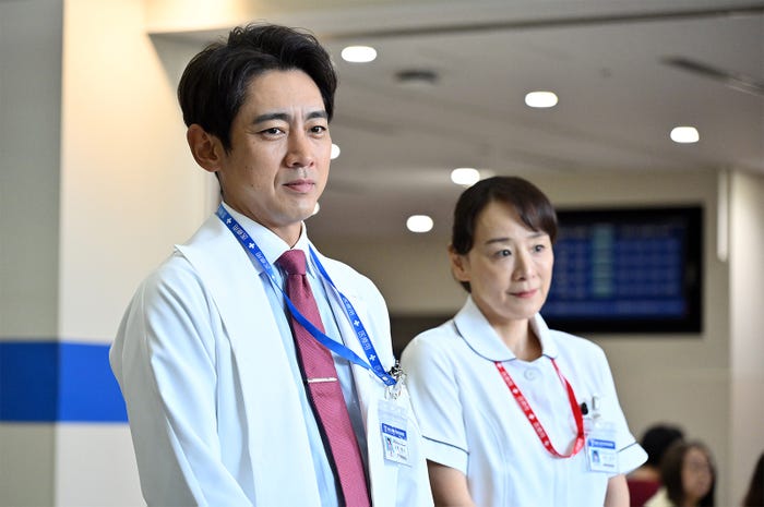 小泉孝太郎、神野三鈴「ブラックペアン シーズン2」第6話より(C)TBS